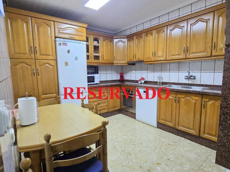 Well-located flat with three bedrooms