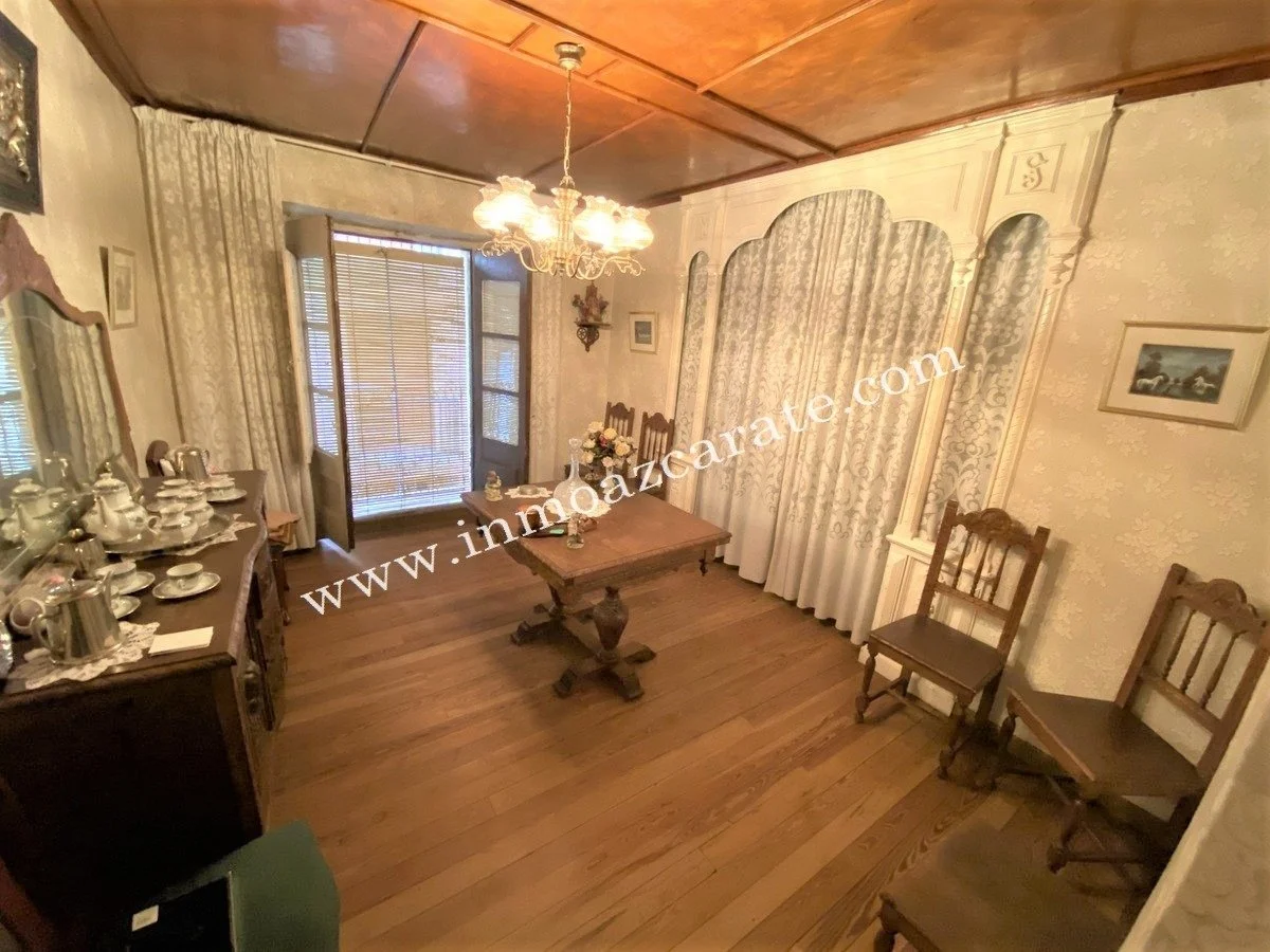 Casa grande en Lerín con siete dormitorios