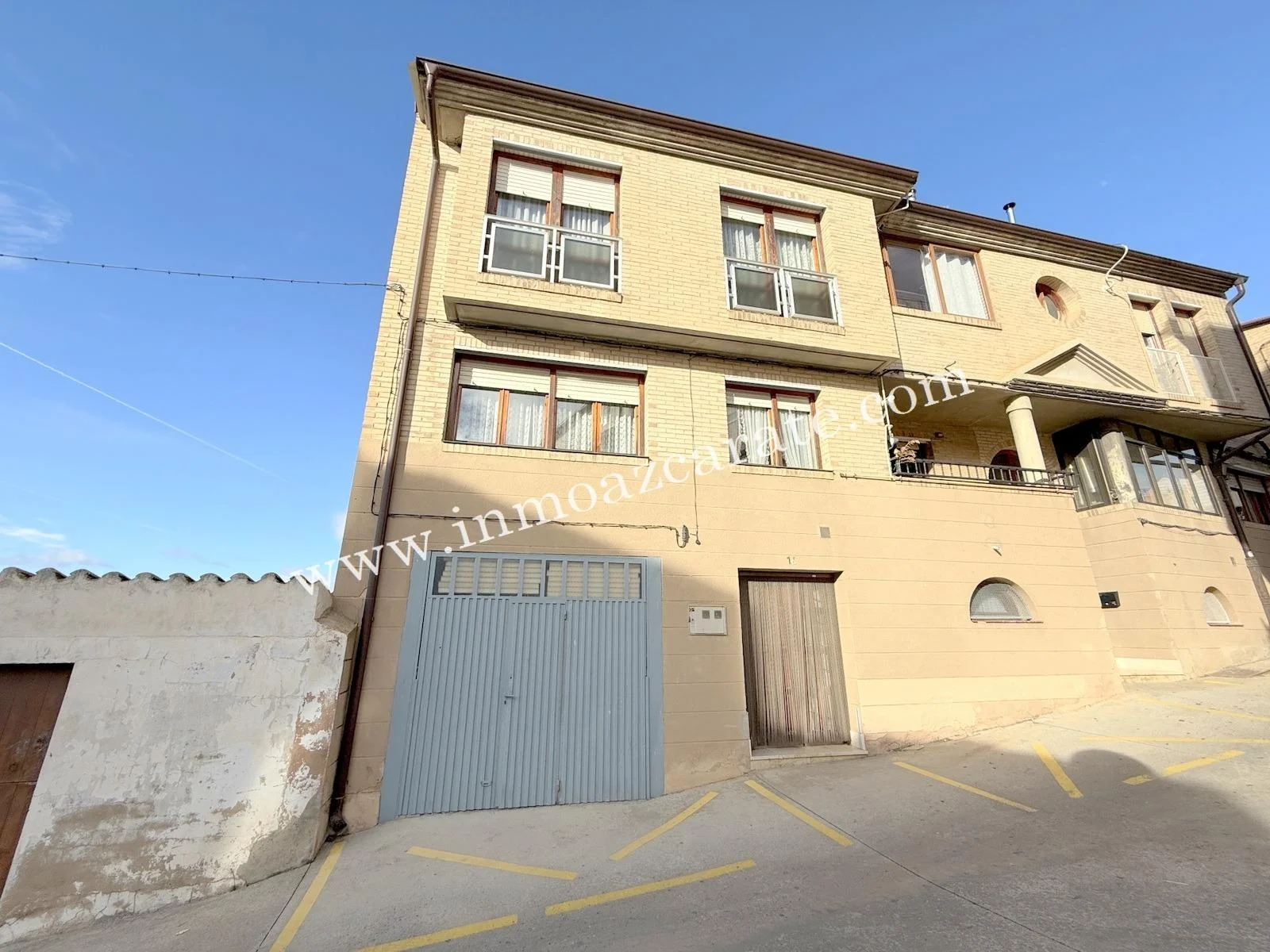 Casa en Sesma con terraza y garaje