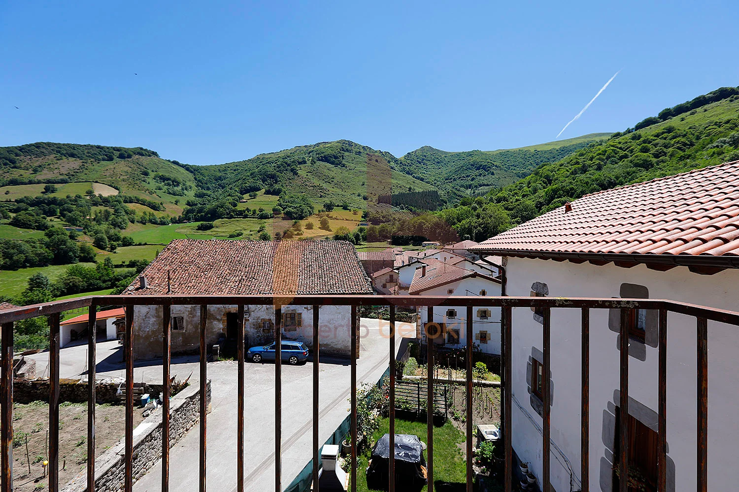 Casa rural de tres plantas en Navarra