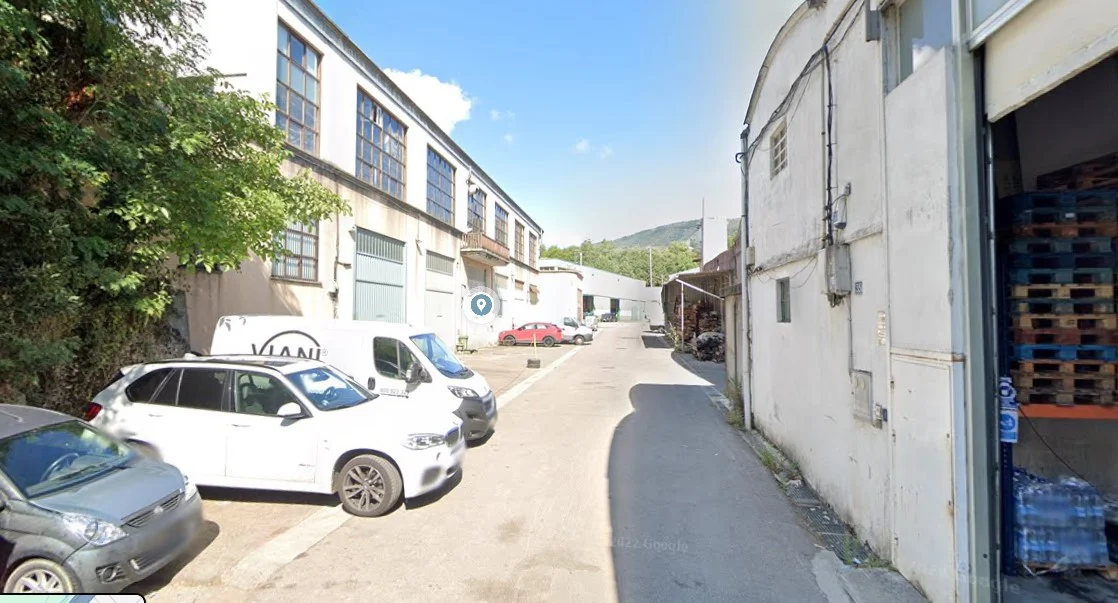 Nave industrial con entreplanta en Irun