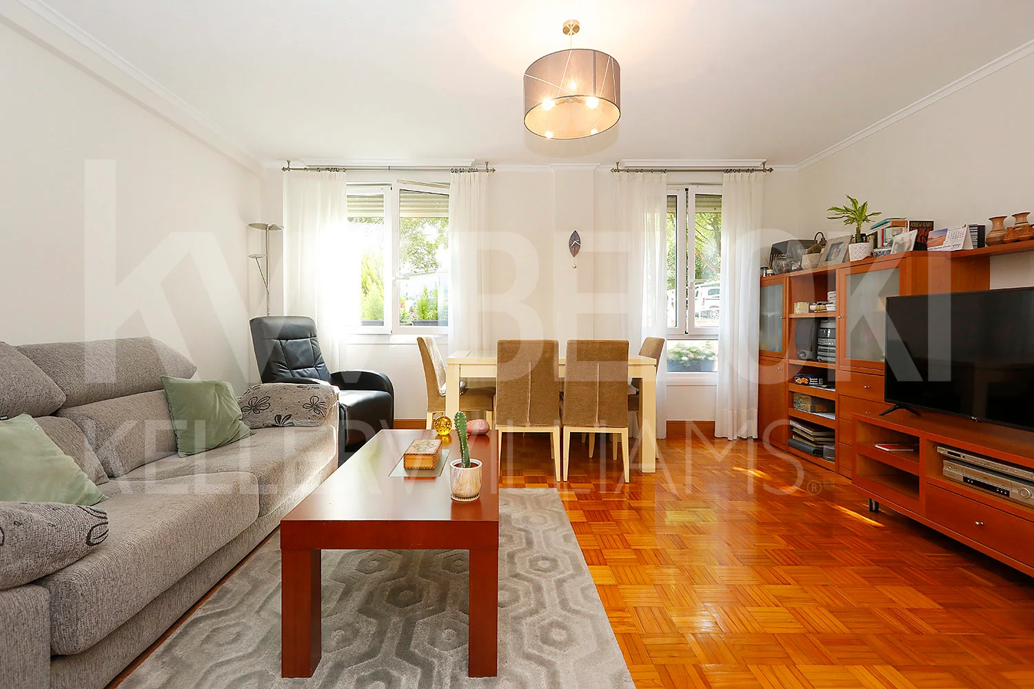 Piso reformado de dos habitaciones en Ventas