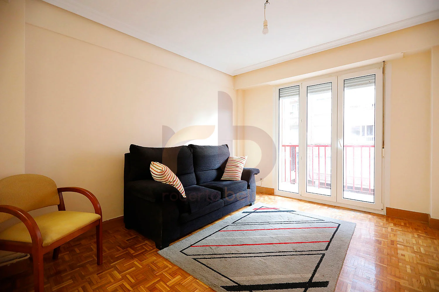 Piso en Arbes con terraza y 3 dormitorios