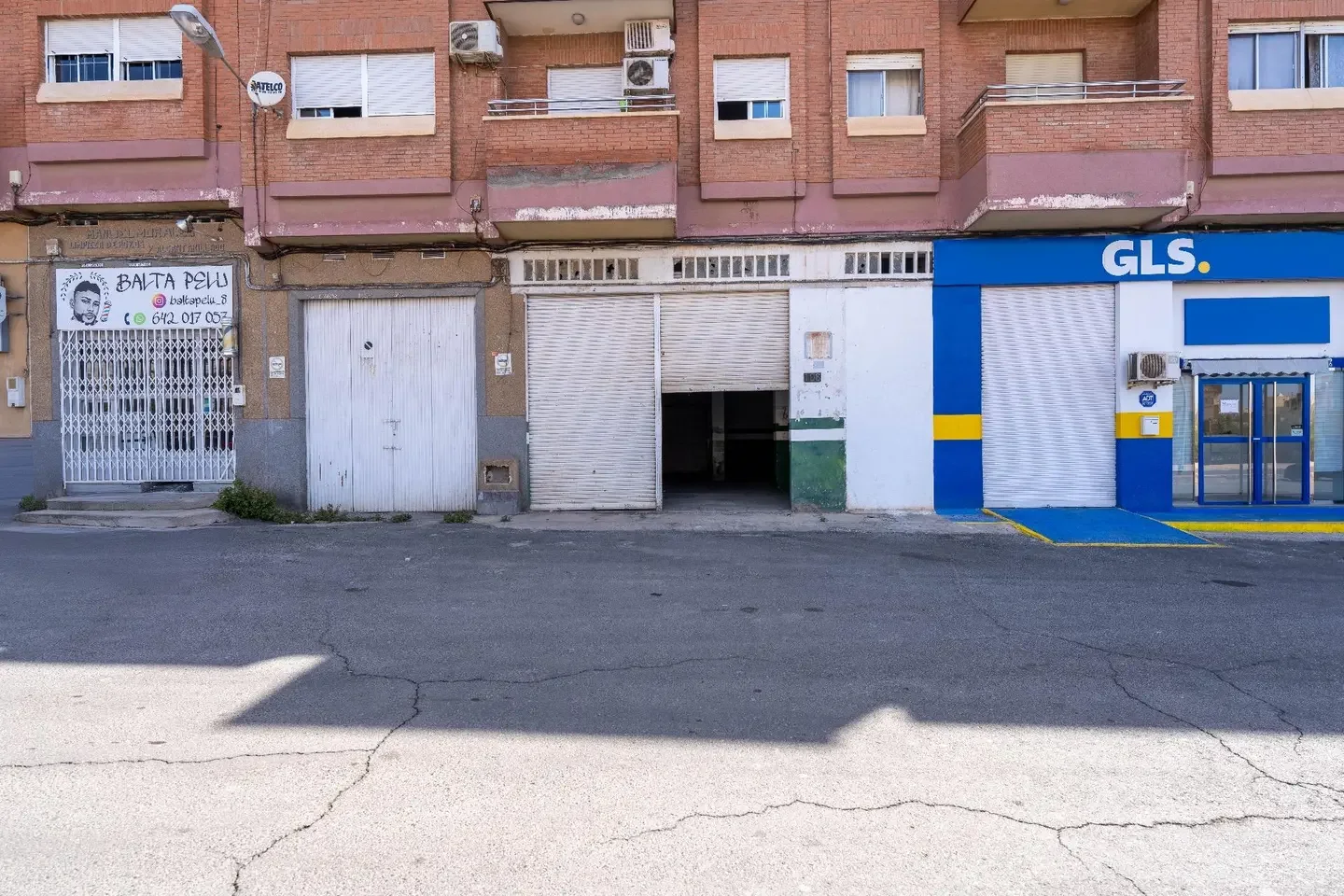 Local comercial a pie de calle de 94 m² en Almería