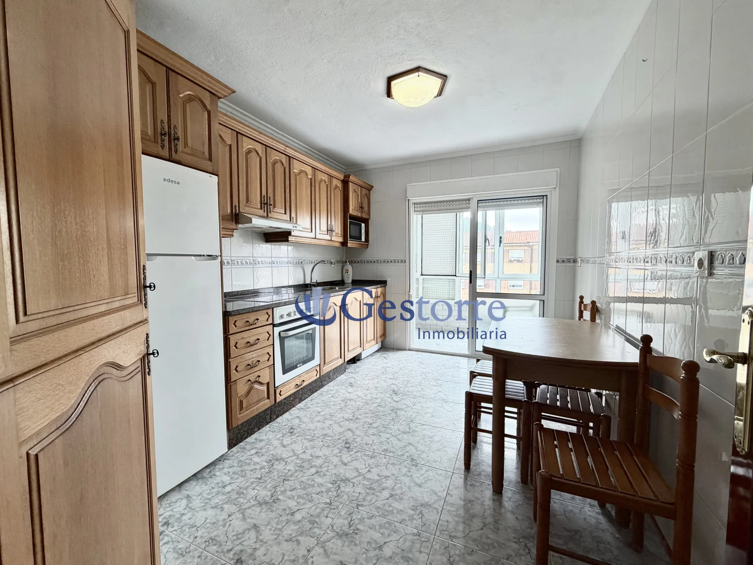 Bright Castrillón flat, 3 bedrooms