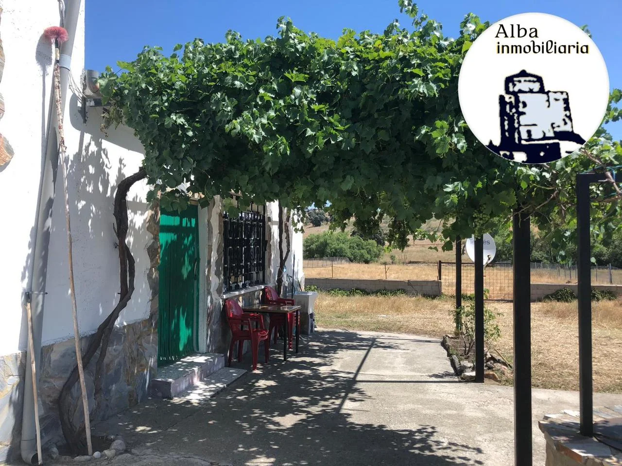 Casa reformada con gran parcela