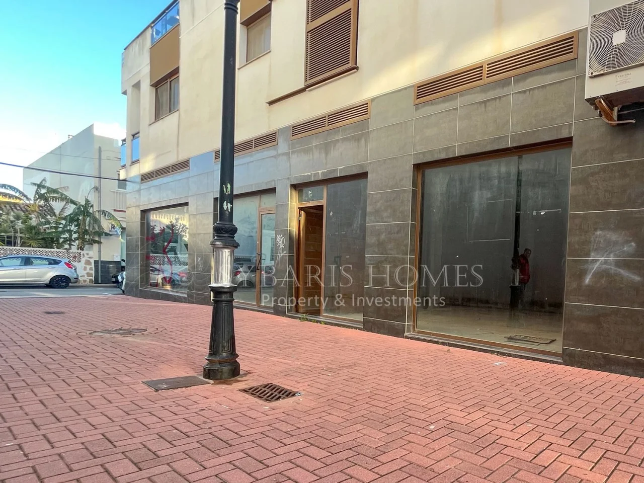 Commercial unit in Els Poblets, 104 m²