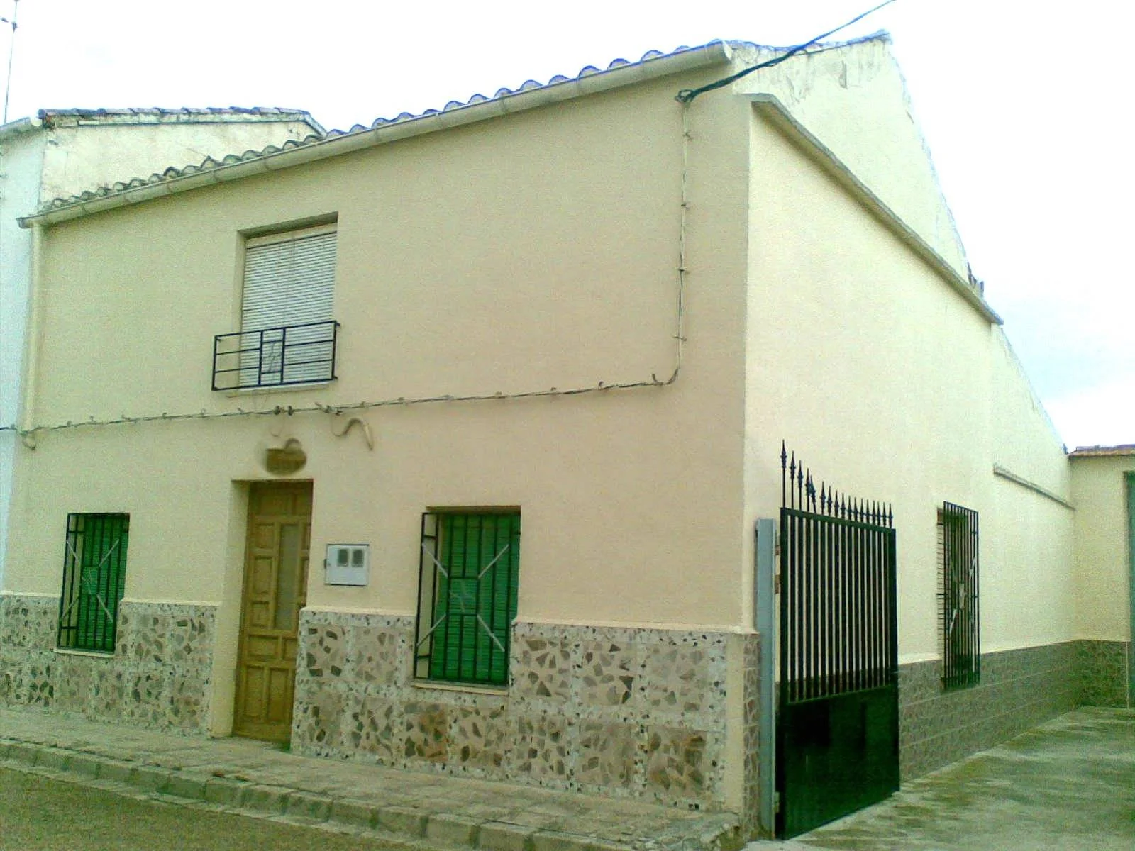 970 m² urban property in Madrigueras