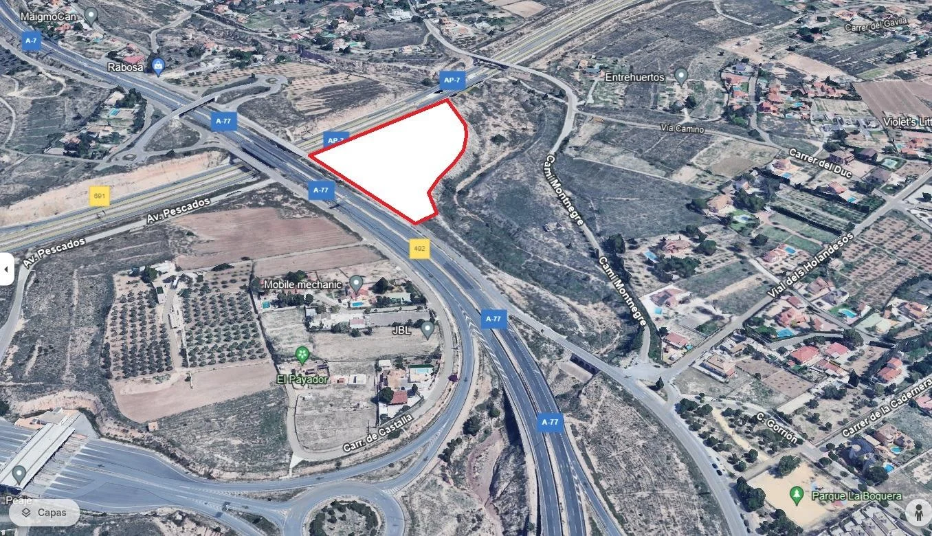 Parcela rústica junto a autovías de Alicante