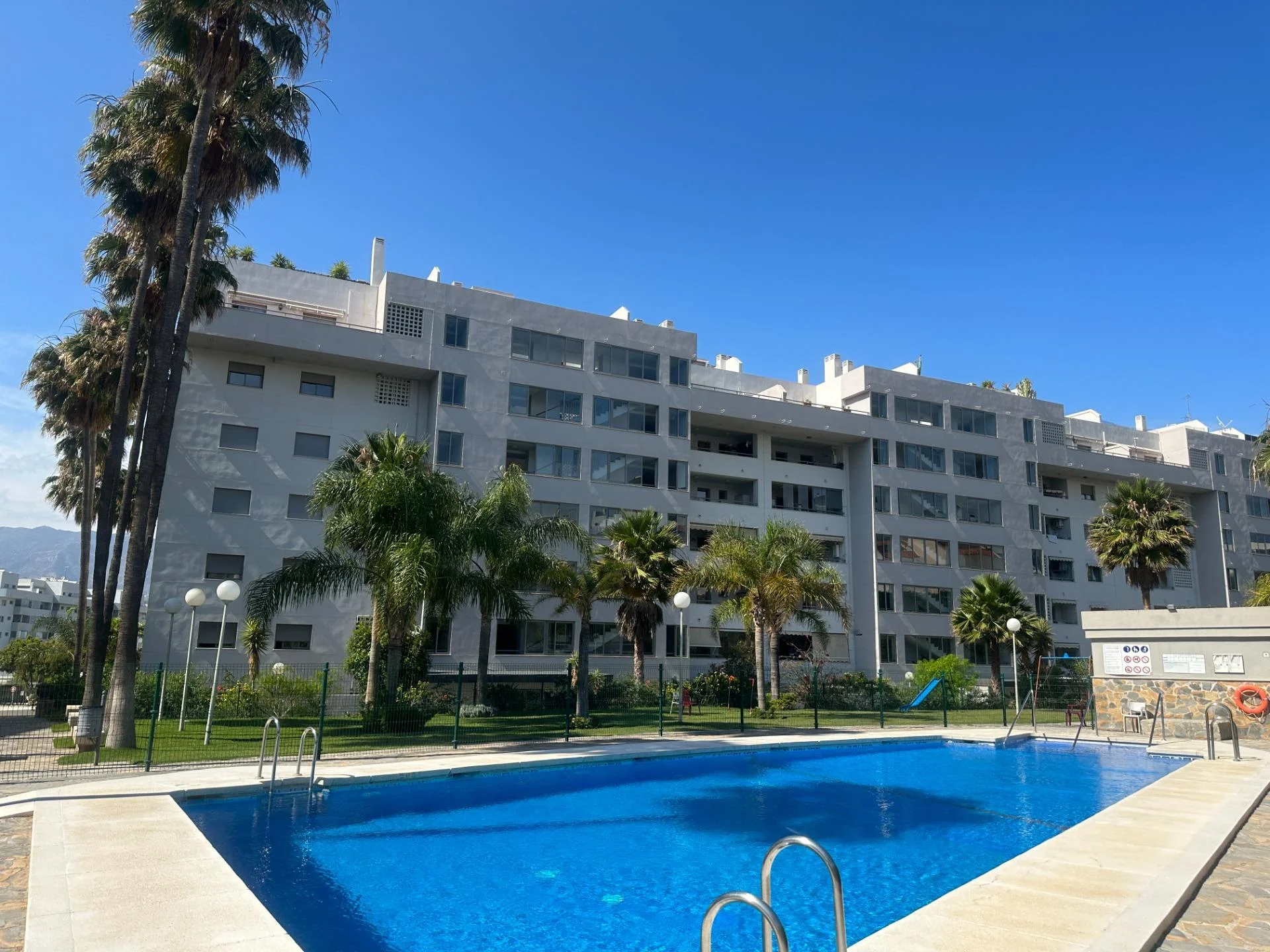 Luminoso apartamento en Fuengirola, 3 dormitorios