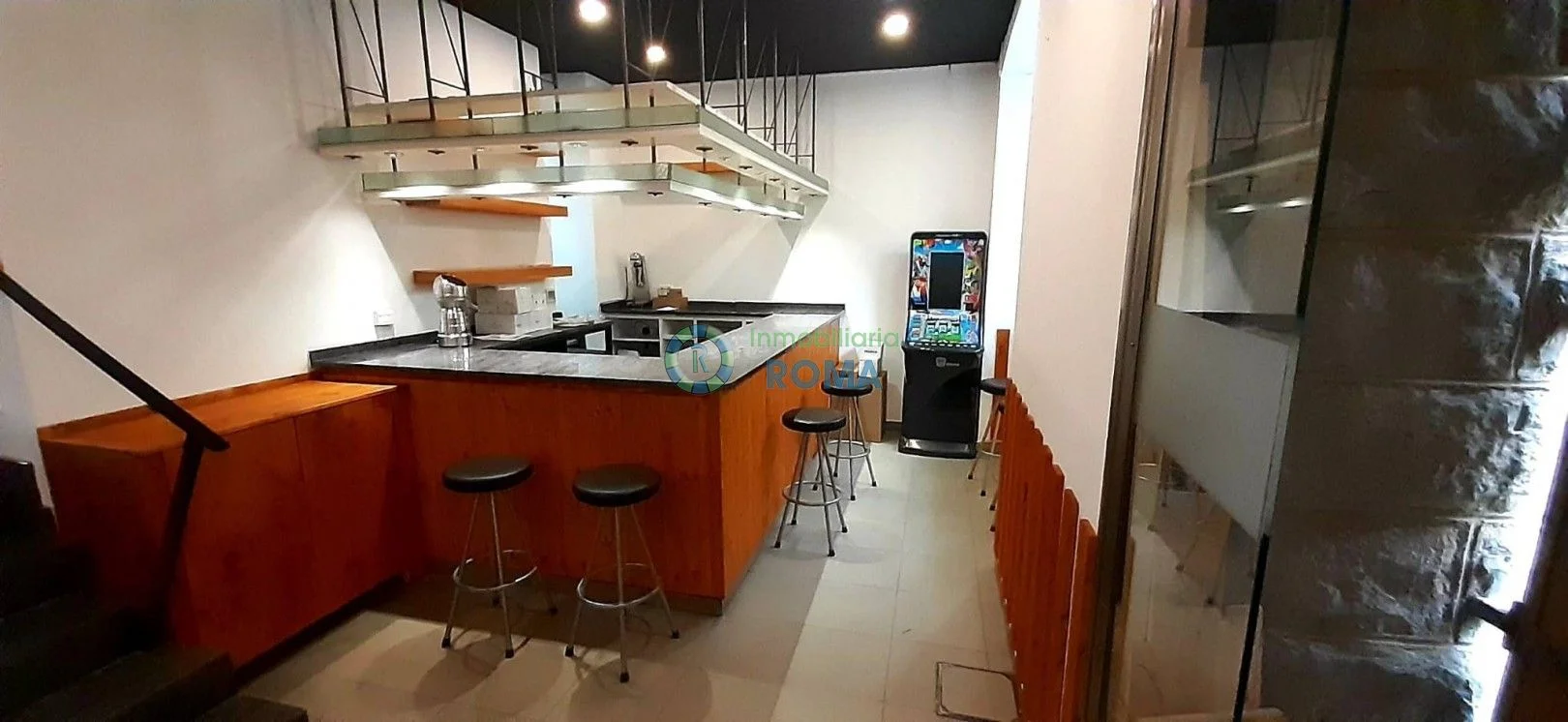 Bar con licencia en Ariznavarra, 71 m²