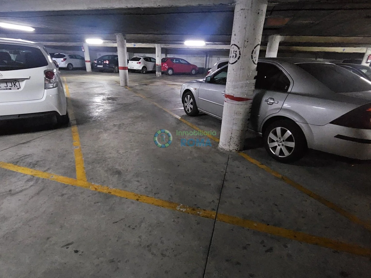 Garaje para coche mediano en Arambizkarra
