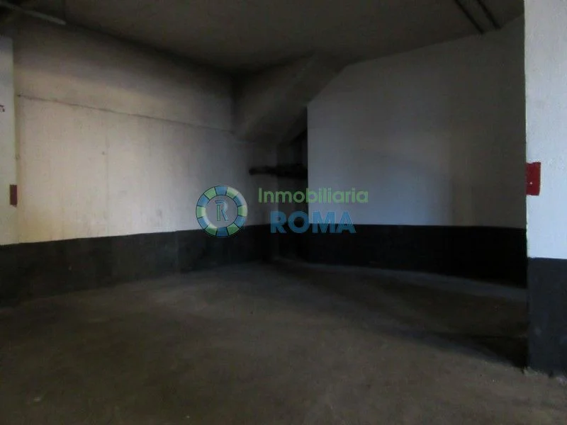 Small garage in Santa Lucia