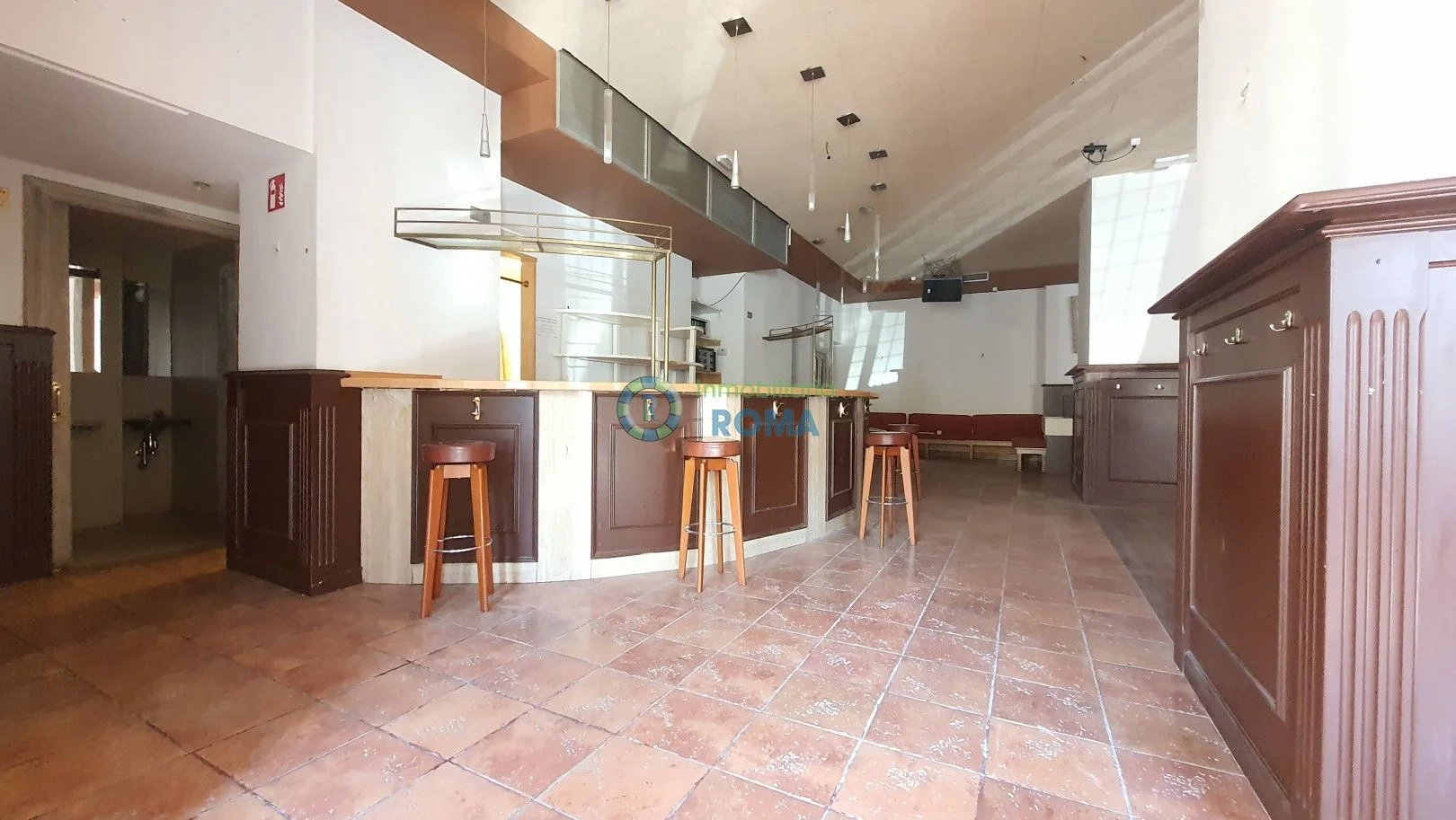Pub-ready commercial unit in Vitoria