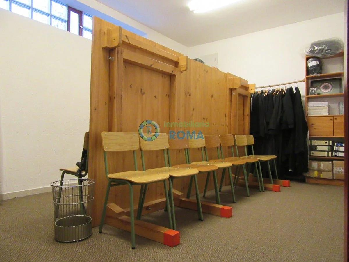 Ground-floor commercial unit in Zaramaga