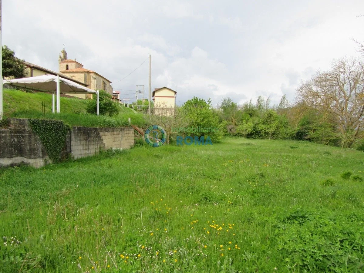 Plot with existing 40 m² house