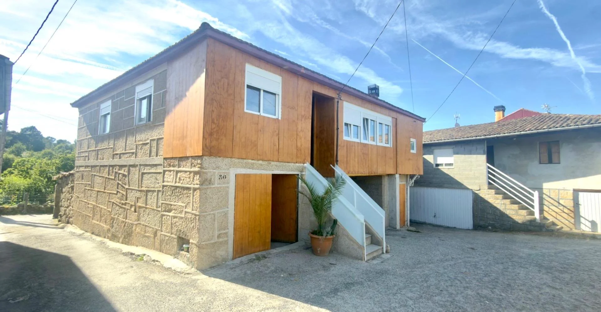 Stone house investment near city