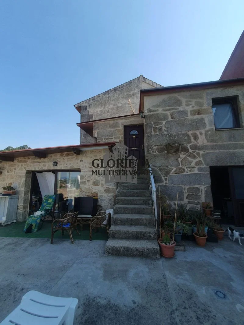 Casa de piedra en Matamá con gran parcela