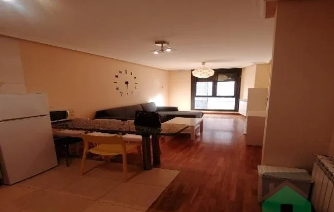 Seminuevo flat in Llano, two bedrooms
