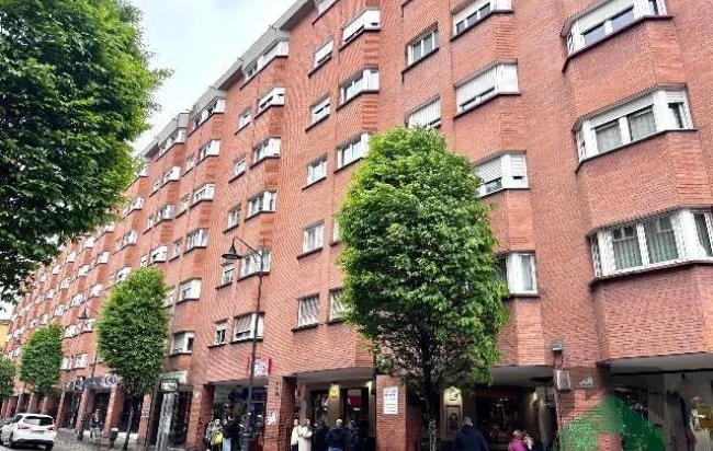 Piso en Natahoyo, sexto, tres habitaciones