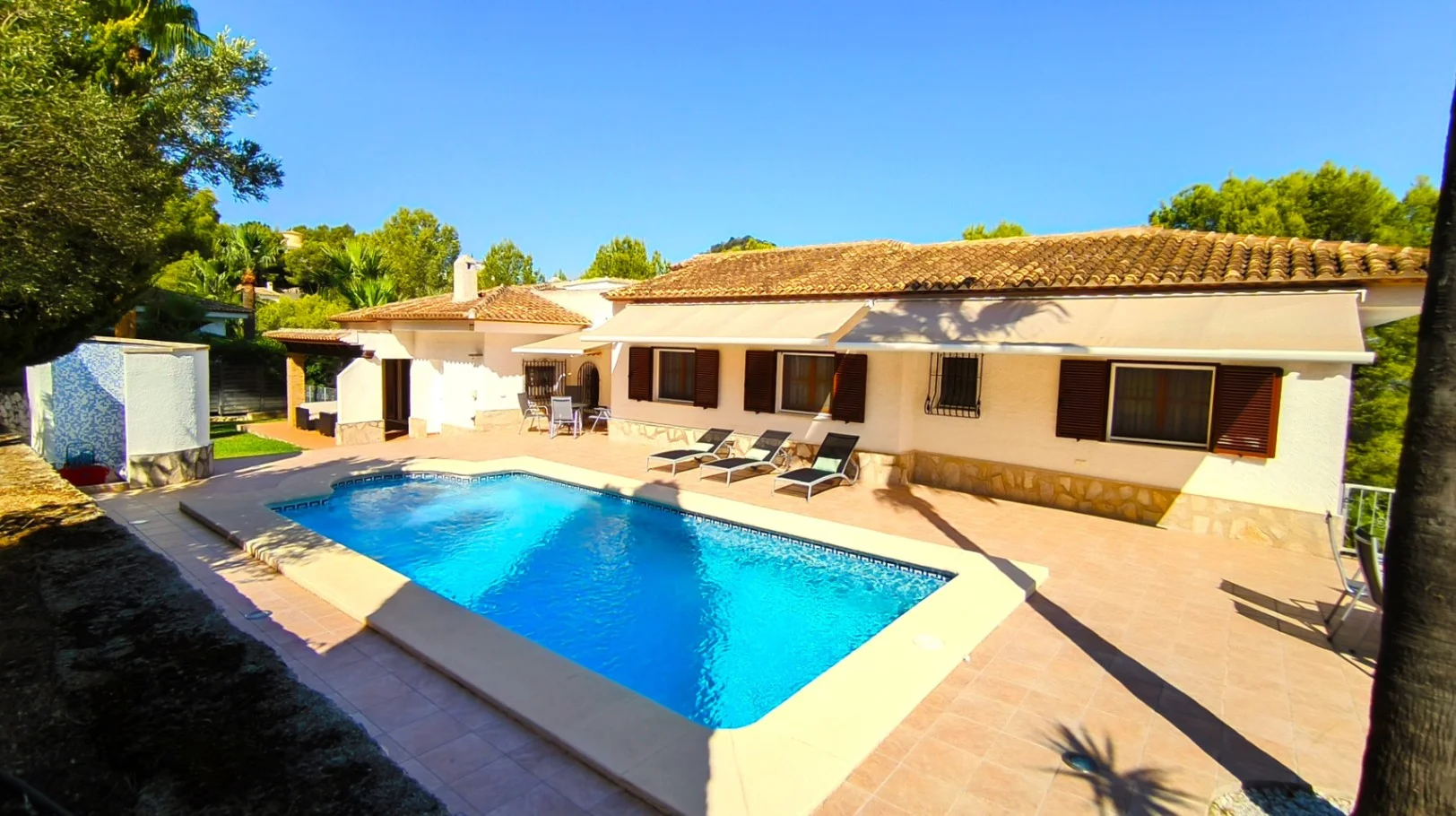 South-facing La Sella villa, 5 bedrooms