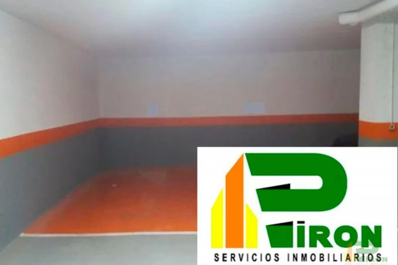 Garaje seguro de 18 m² en La Hoya