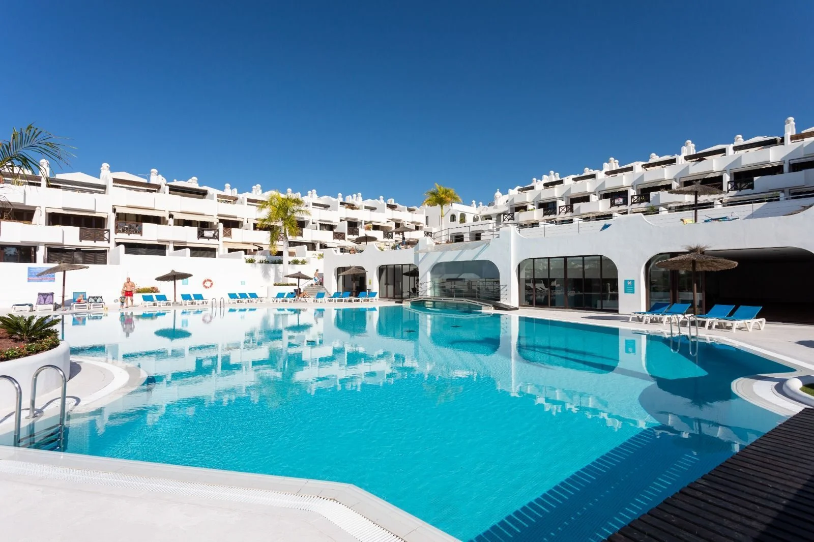 Two-bedroom townhouse in Playa Paraíso