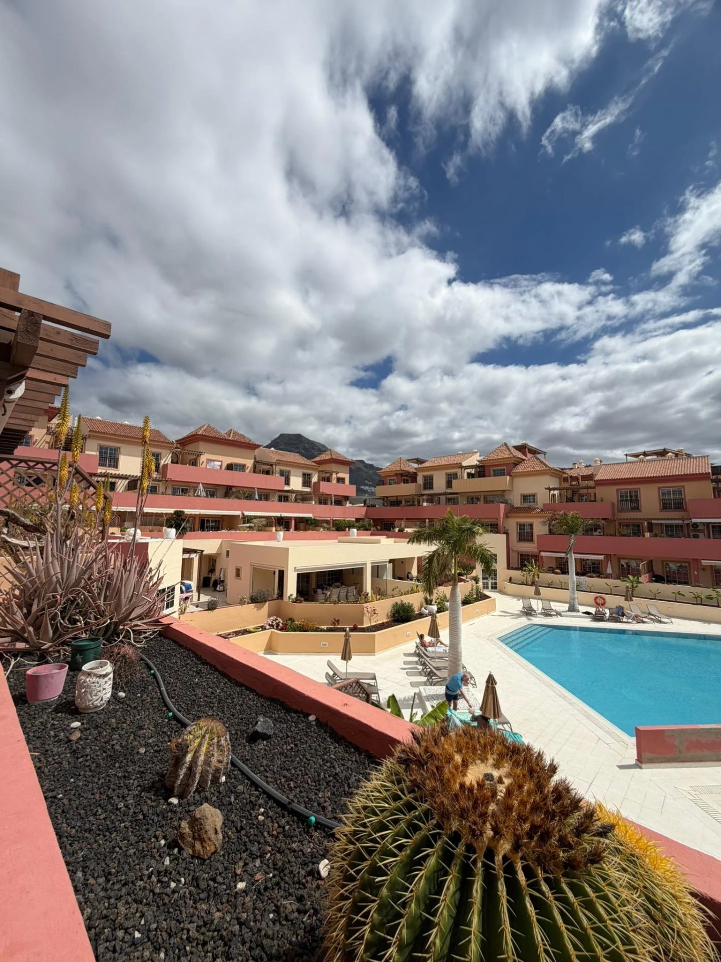 El Duque apartment with sea views