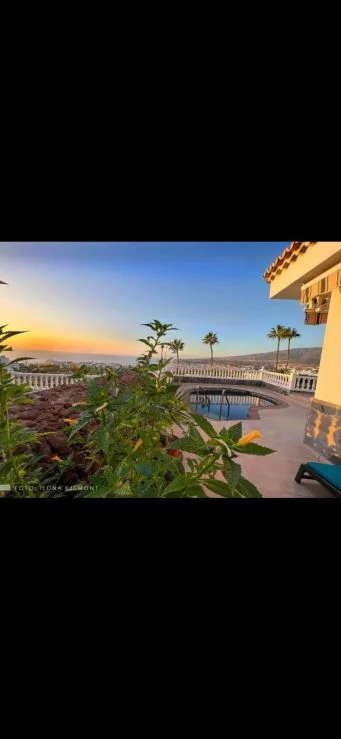 Villa in San Eugenio Alto, 4 bedrooms