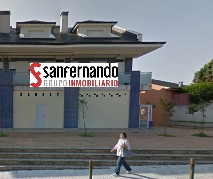 Tenanted commercial unit in Mortera