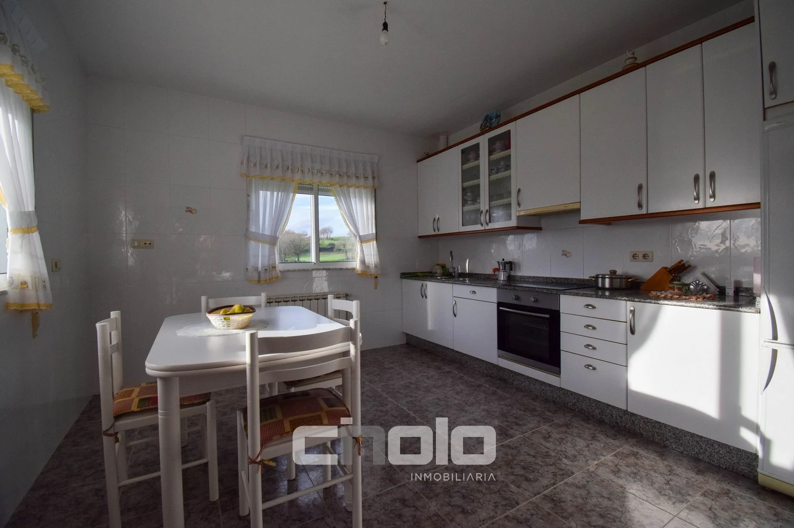 Chalet en Guntín con 3 habitaciones