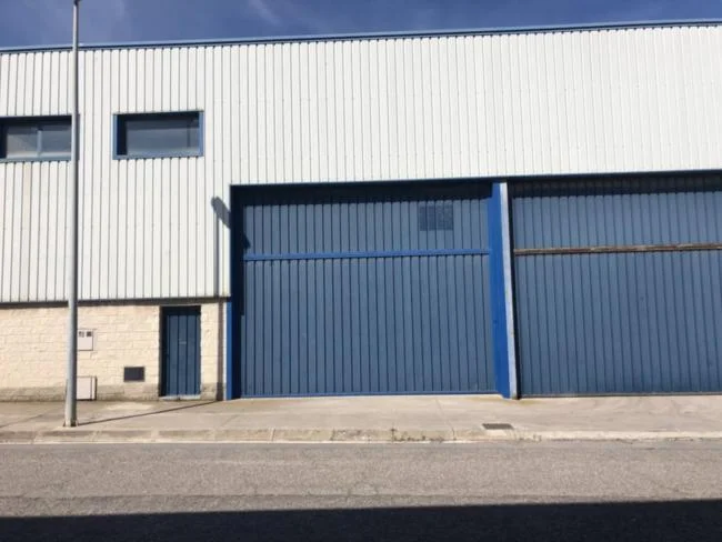 Nave industrial en Cervera, 500 m²
