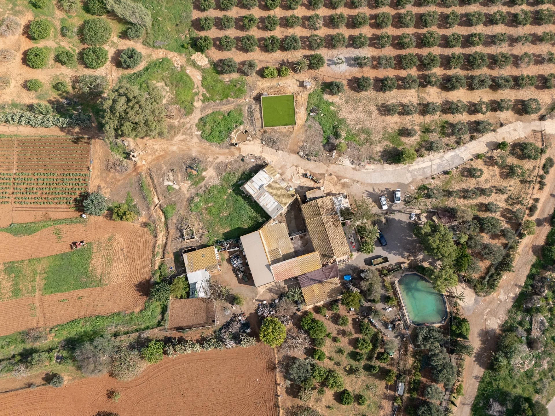 Terreno rústico con vivienda cerca de Cartagena