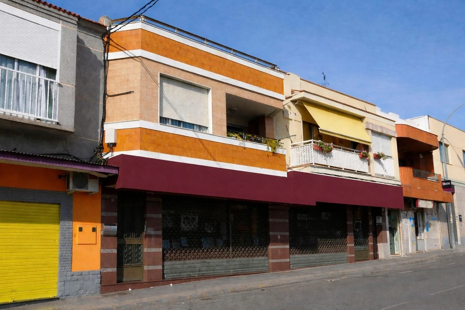 Local comercial con vivienda independiente
