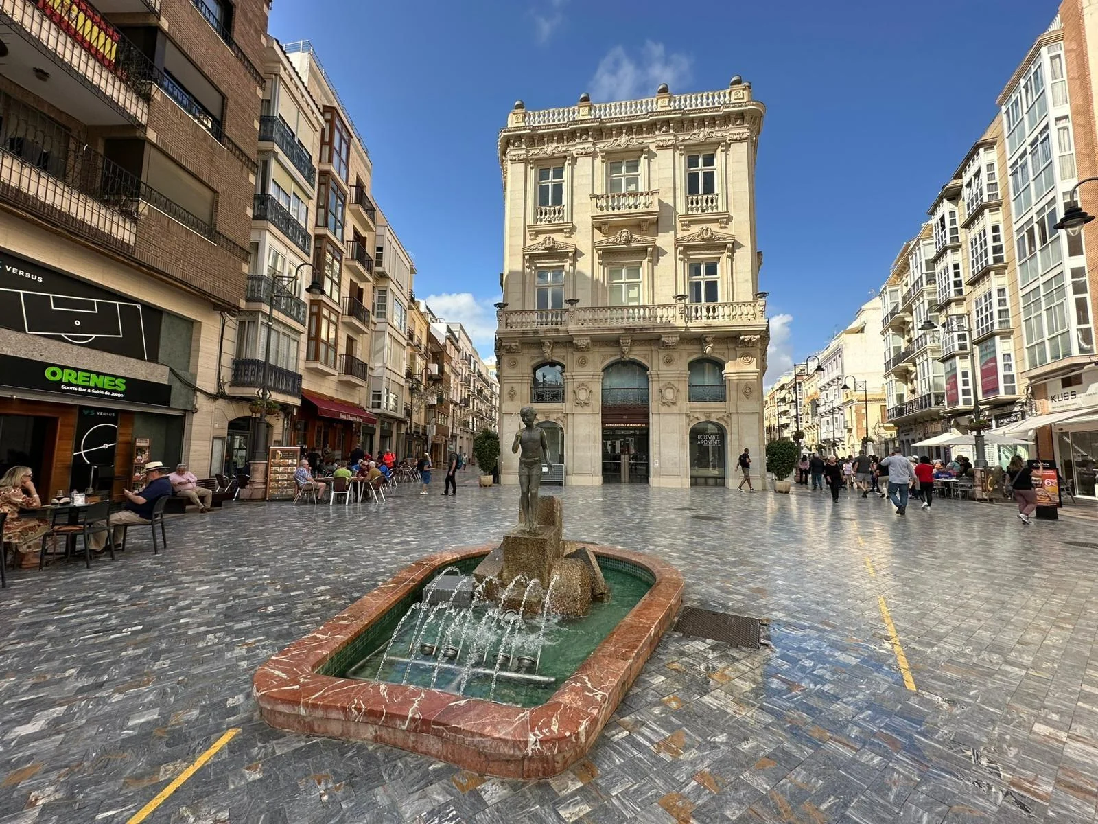 Local comercial céntrico en Cartagena, 224 m²