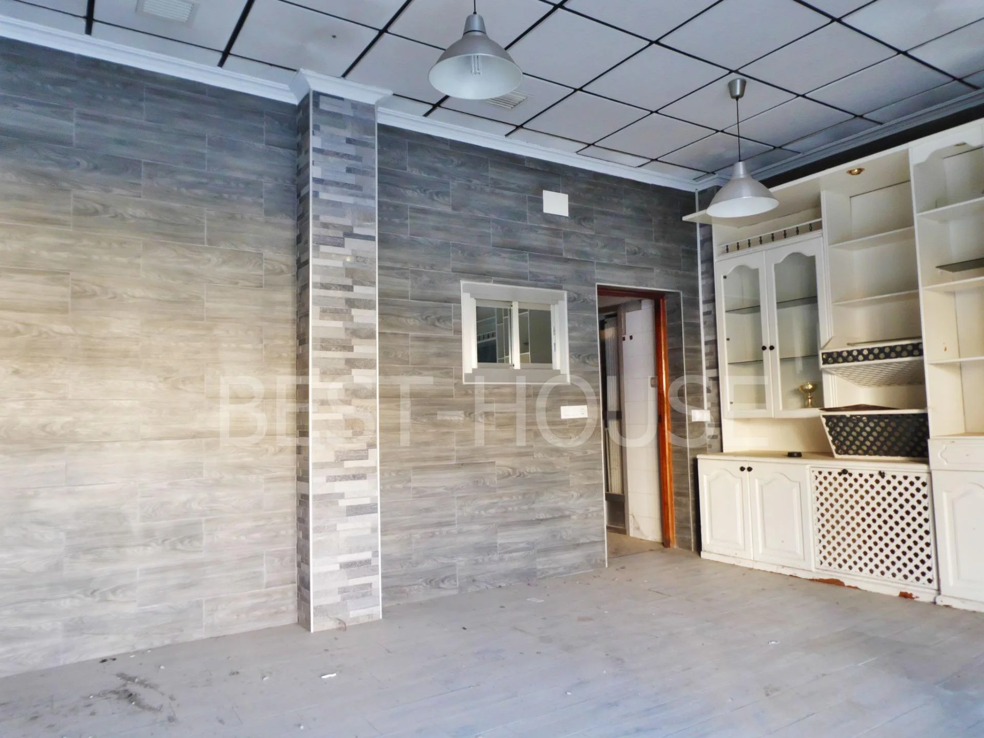 Era Alta corner flat, 3 bedrooms