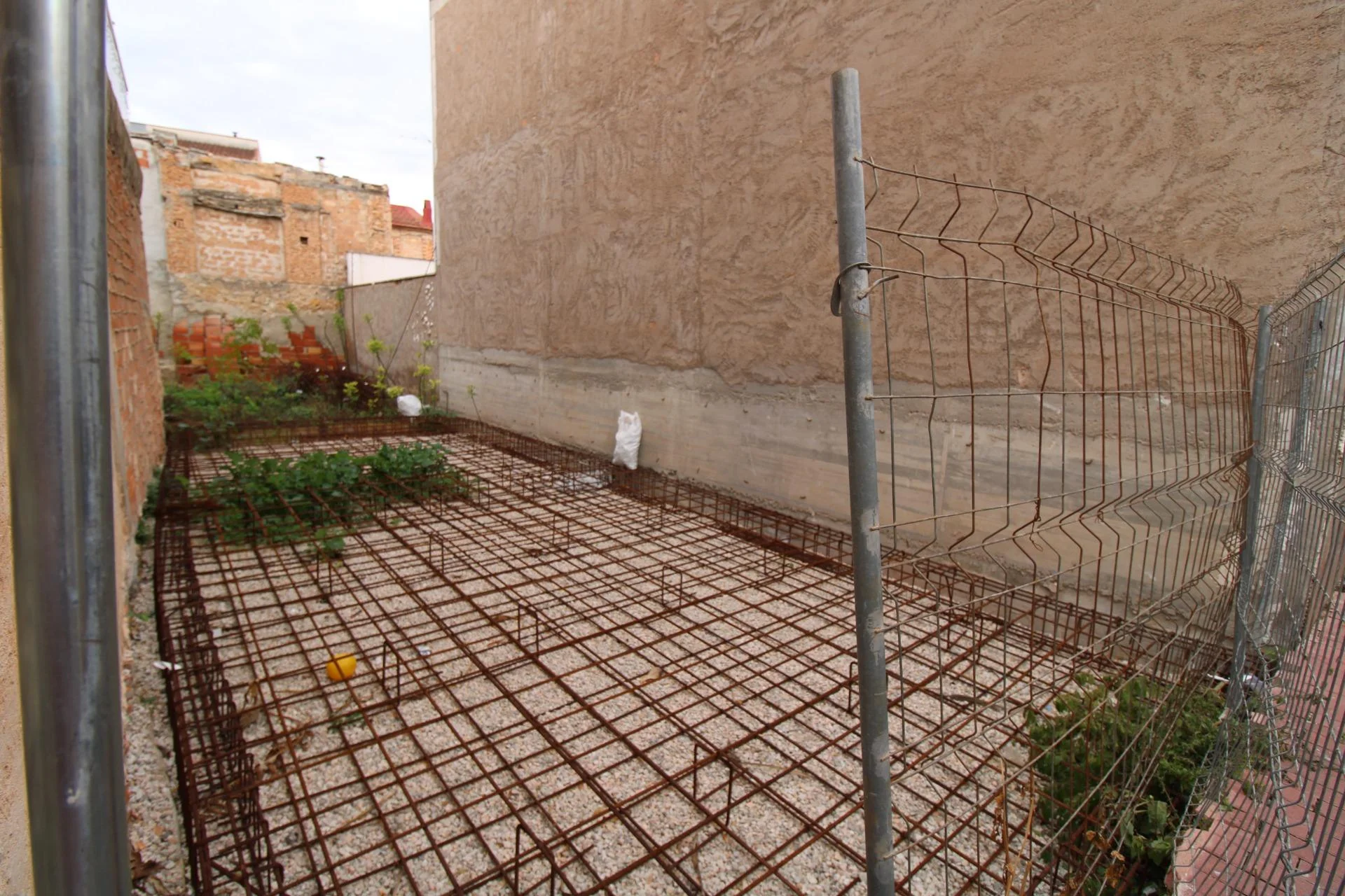 Urban La Raya plot with project