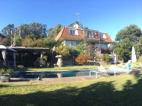 Gran chalet con piscina cerca de Pontevedra