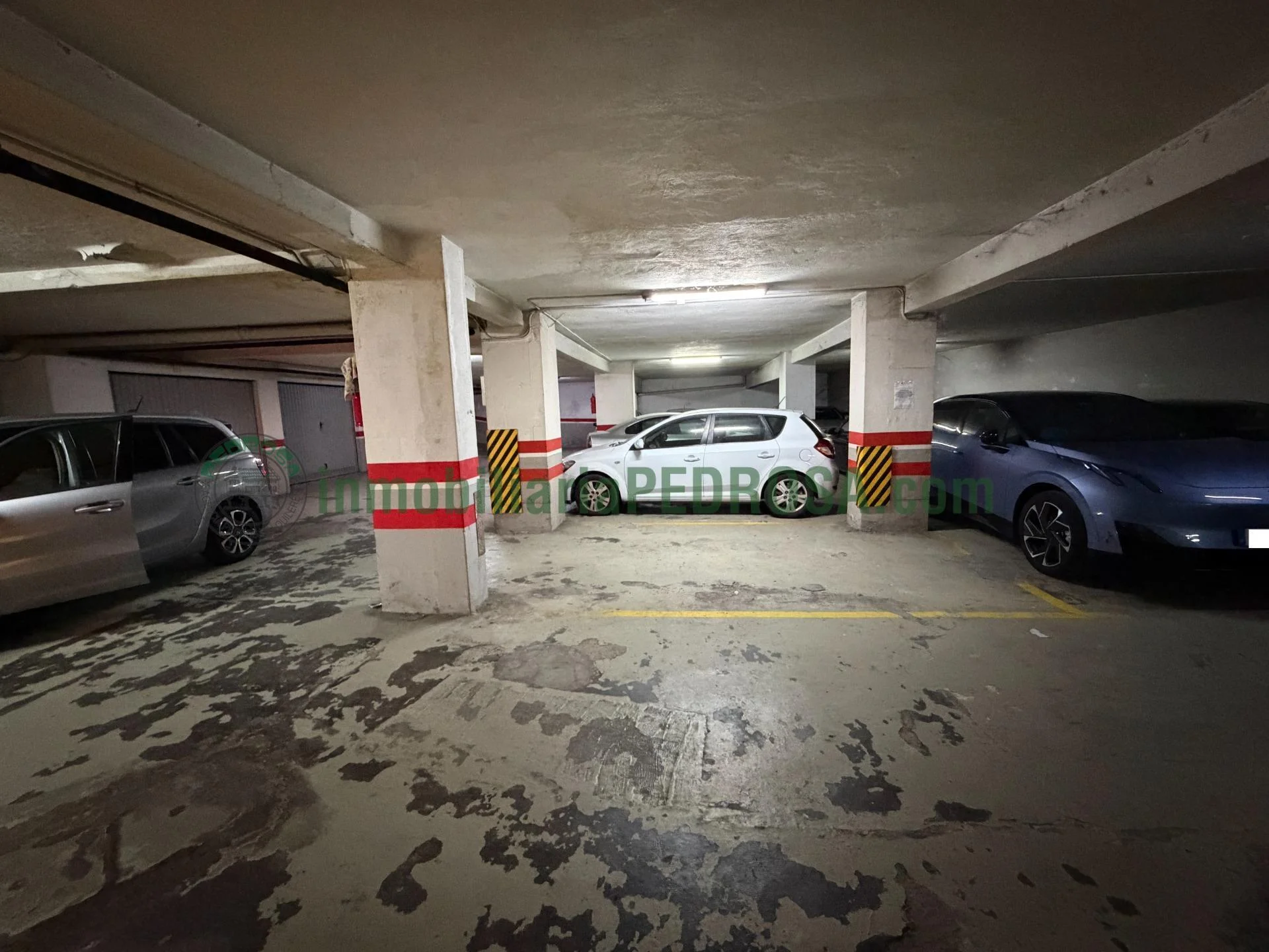 Basement garage in Pontevedra centre