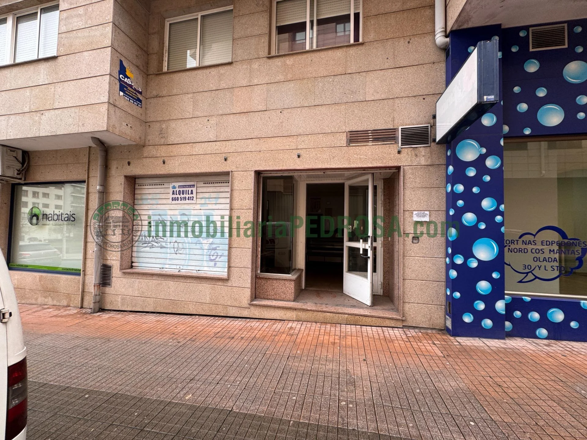 Commercial premises in Pontevedra, 65 m²
