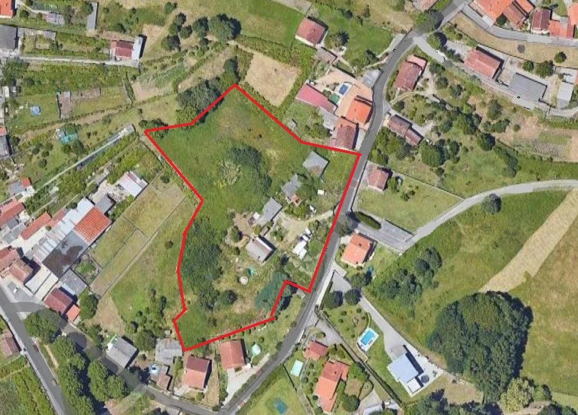 Large Mourente plot with subdivision potential