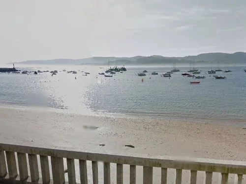 Piso en primera línea de playa en Raxó, 3 dormitorios