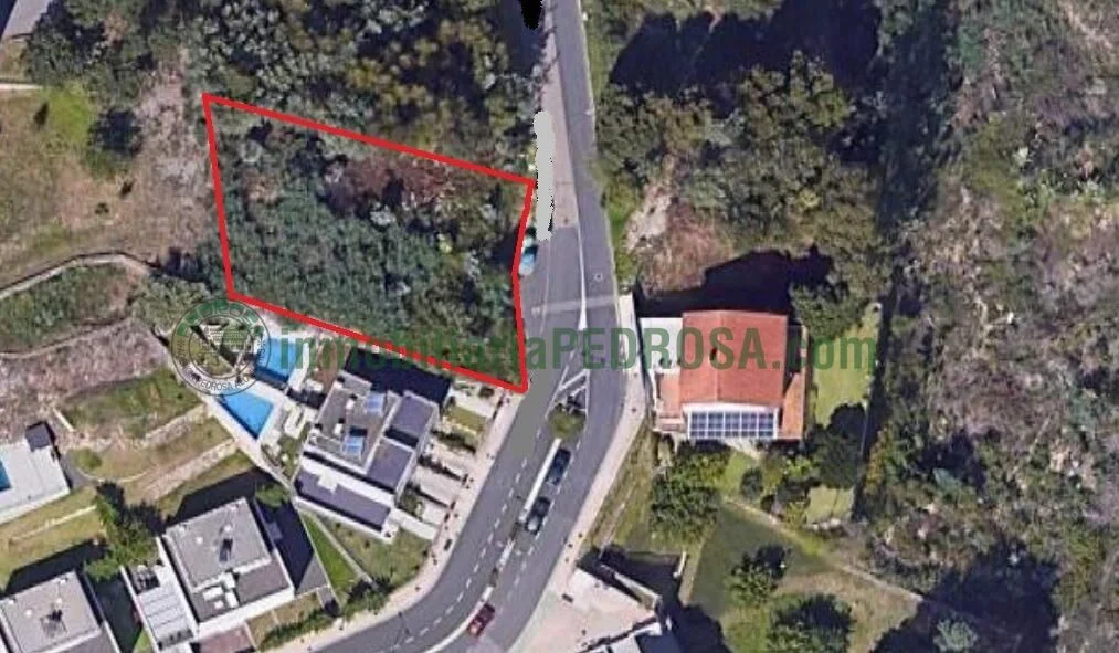 Urbanizable plot in A Caeira