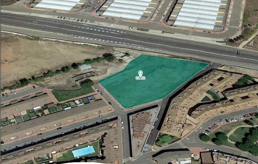Solar urbano cerca de Valladolid, 5.219 m²