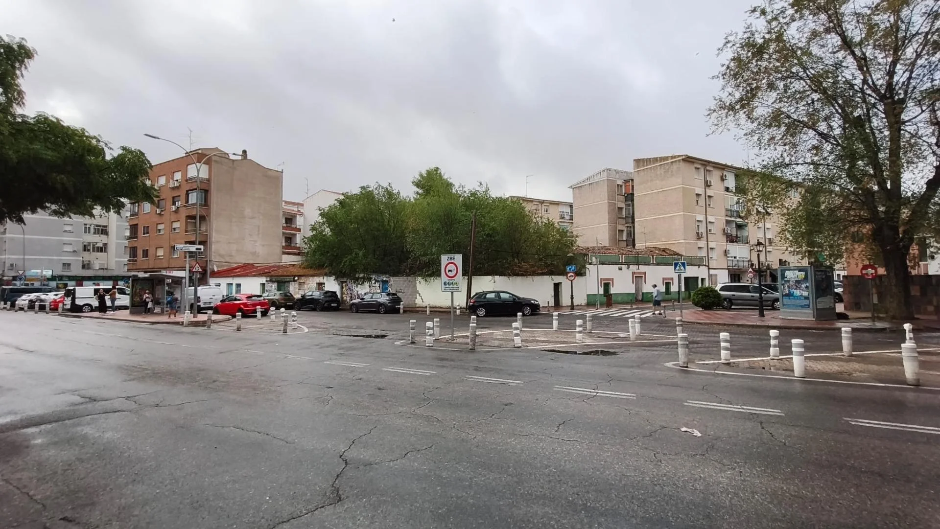Urban plot with existing building