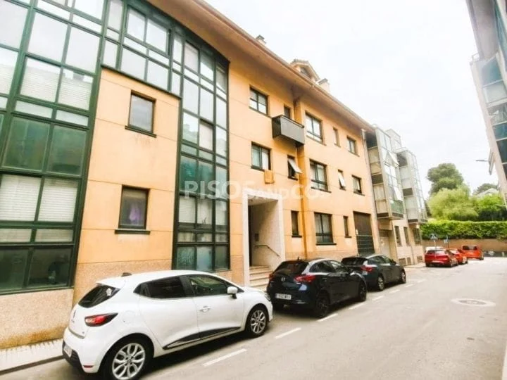 Piso exterior de un dormitorio en Mesoiro