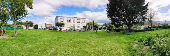 Large nine-bedroom house near Cambre