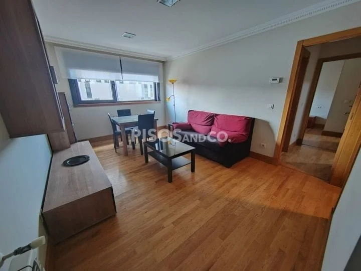 Seminew two-bedroom flat in Someso