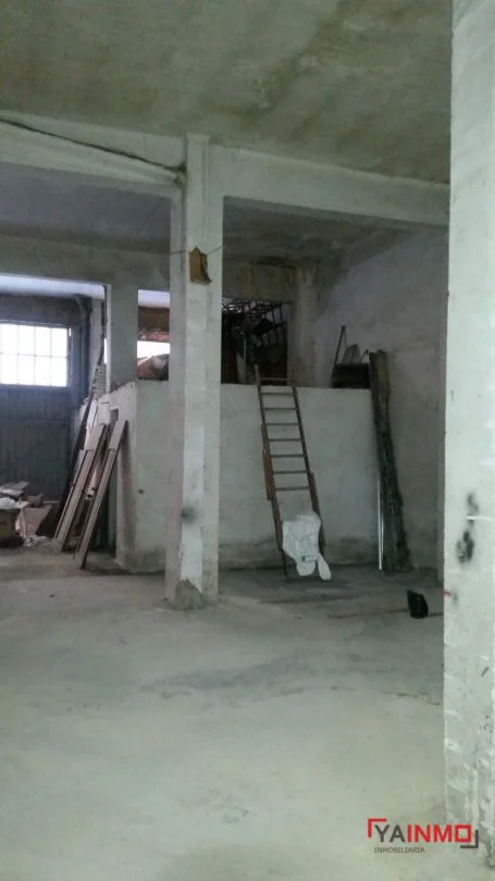 170 m² Coronación premises to renovate