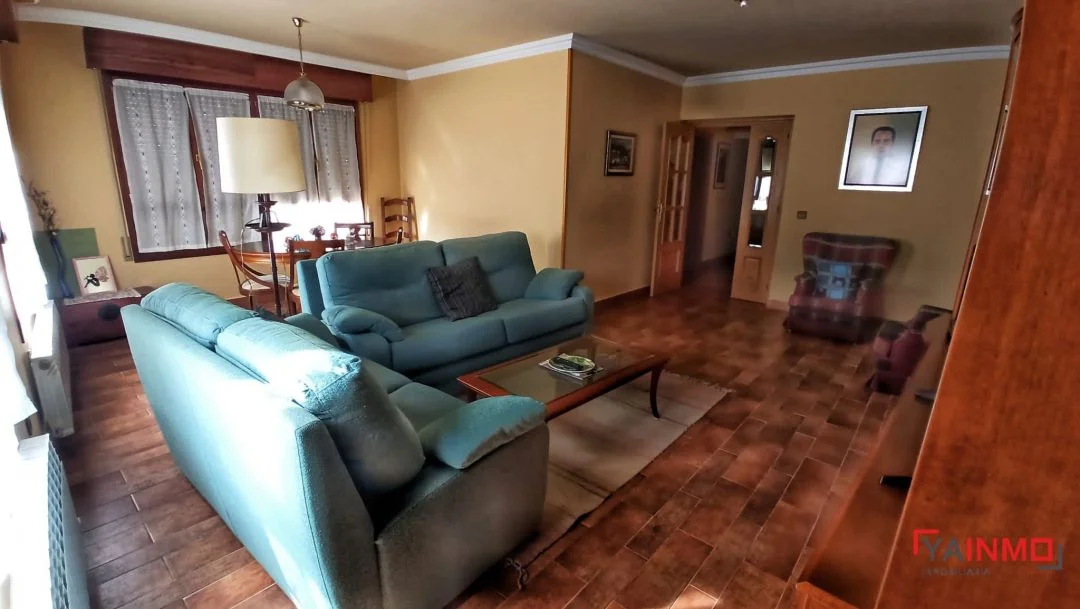Casa amueblada en Samaniego, cuatro dormitorios